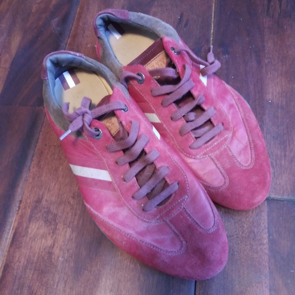 BALLY shoes red size 10.5 IN GREAT CONDITION fits like a 9.5